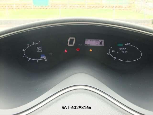 Nissan SERENA 2015-09 7224824-4