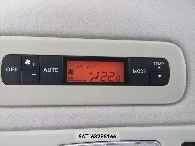 Nissan SERENA 2015-09 7224824-8
