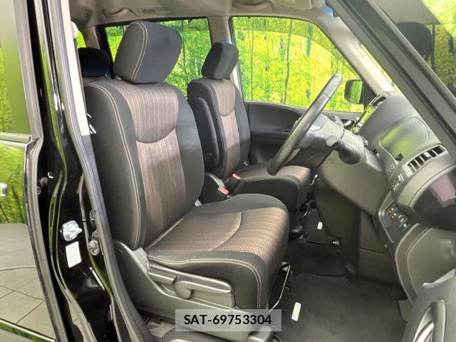 Nissan SERENA 2016-06 7224831-7