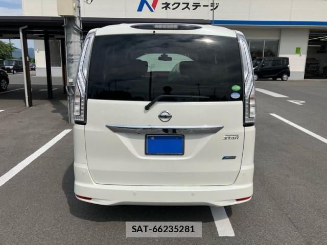 Nissan SERENA 2015-09 7224829-8