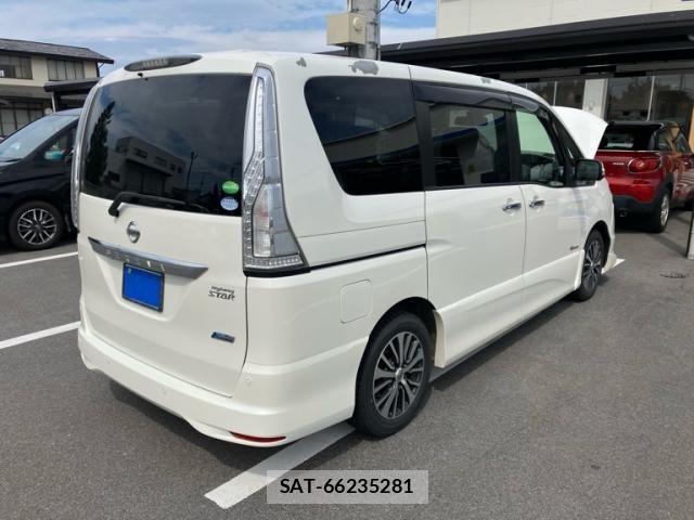 Nissan SERENA 2015-09 7224829-10