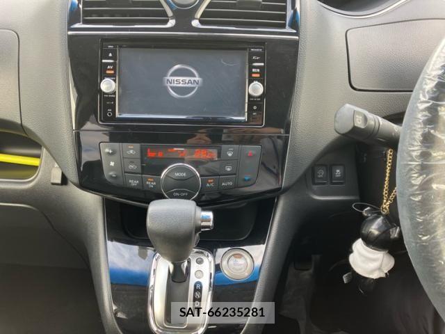 Nissan SERENA 2015-09 7224829-19