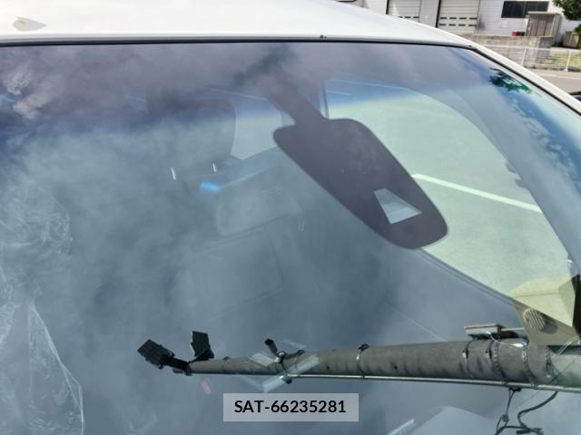 Nissan SERENA 2015-09 7224829-5