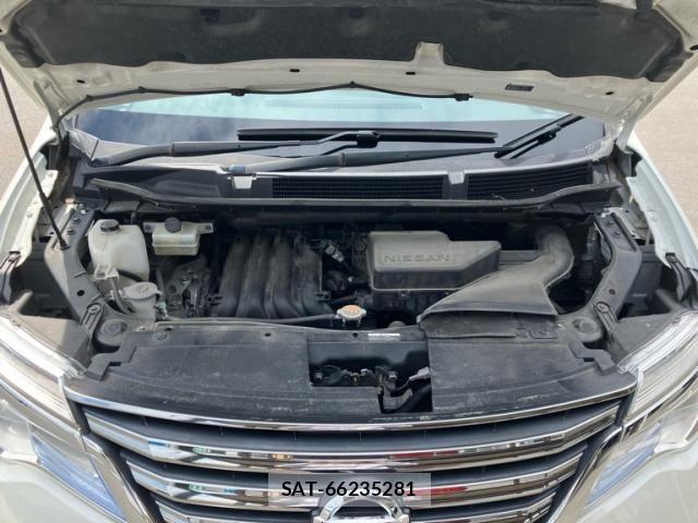 Nissan SERENA 2015-09 7224829-6