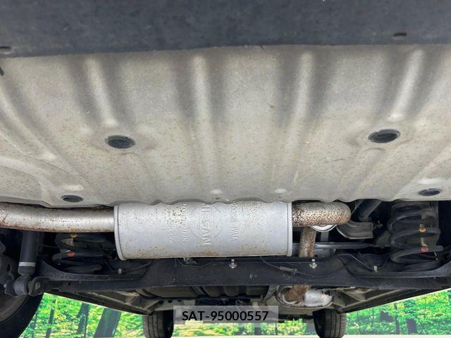 Nissan SERENA 2015-07 7224813-19