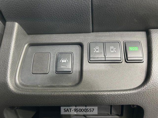 Nissan SERENA 2015-07 7224813-5