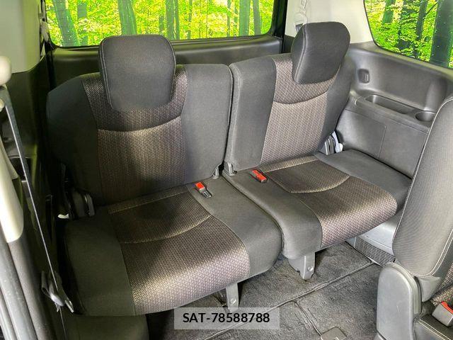 Nissan SERENA 2015-08 7224821-9