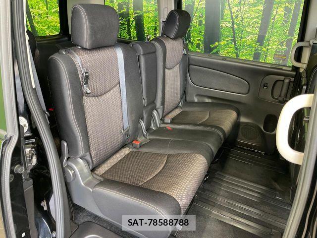 Nissan SERENA 2015-08 7224821-8