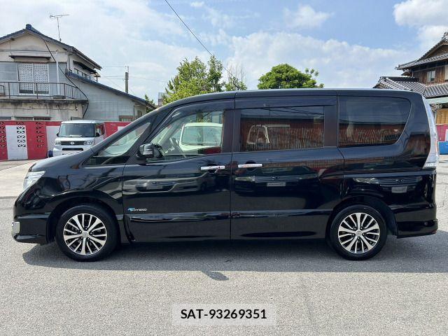 Nissan SERENA 2016-06 7224839-4
