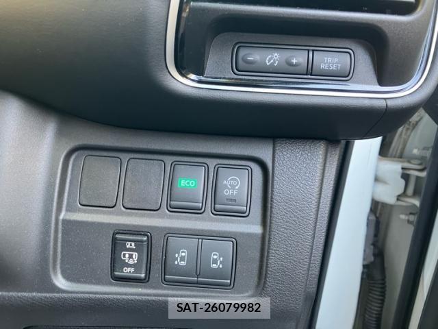 Nissan SERENA 2018-01 7224876-16