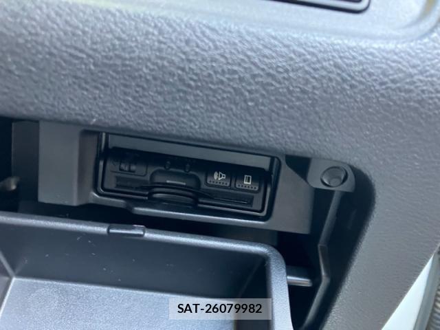 Nissan SERENA 2018-01 7224876-17