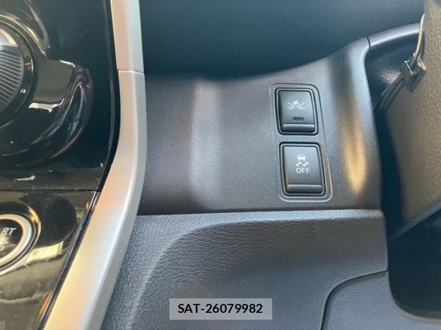 Nissan SERENA 2018-01 7224876-18