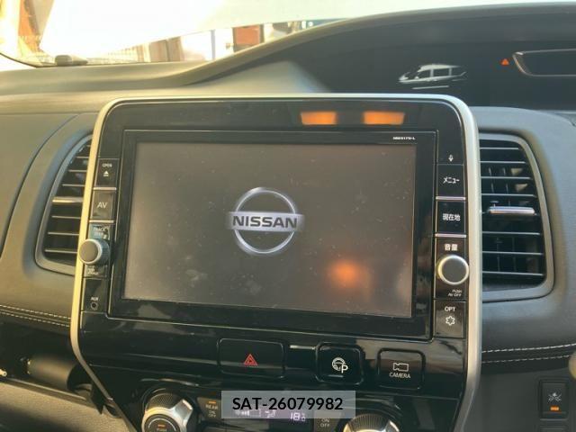 Nissan SERENA 2018-01 7224876-21