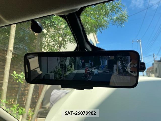 Nissan SERENA 2018-01 7224876-23