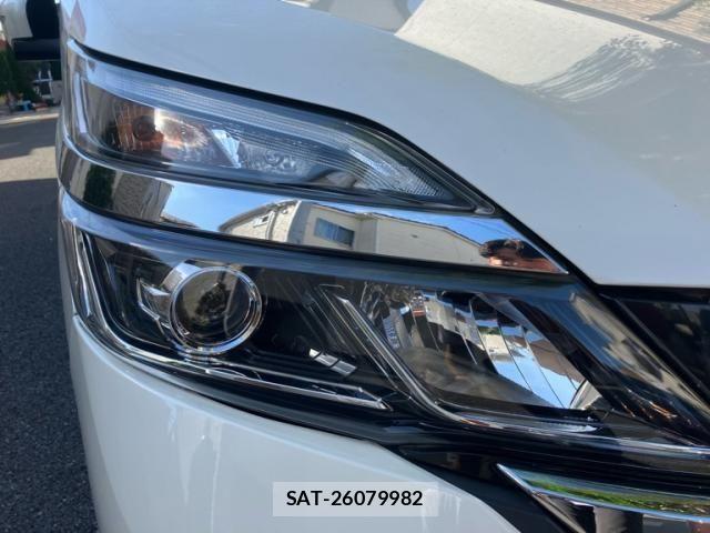 Nissan SERENA 2018-01 7224876-2