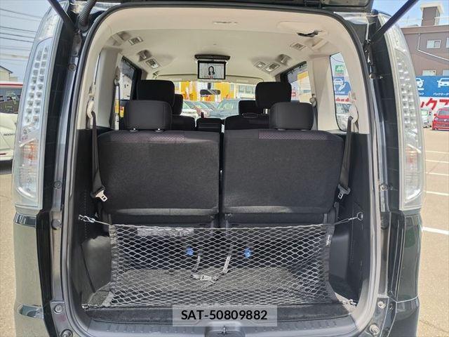 Nissan SERENA 2013-07 7224795-12