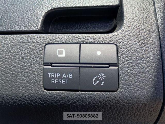 Nissan SERENA 2013-07 7224795-22