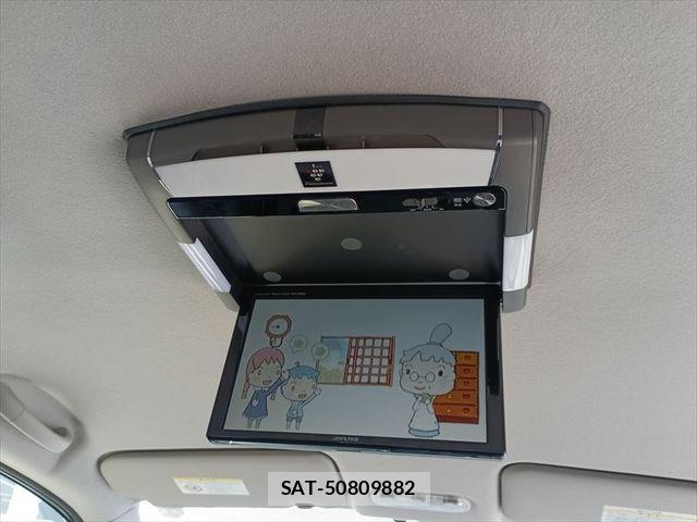 Nissan SERENA 2013-07 7224795-27