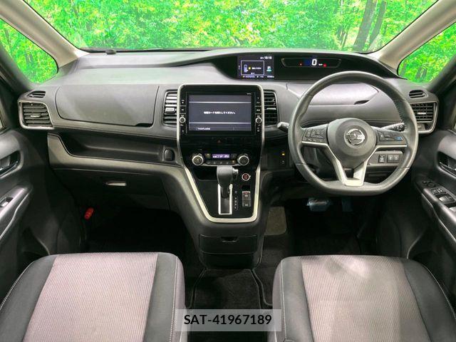 Nissan SERENA 2017-03 7224851-1