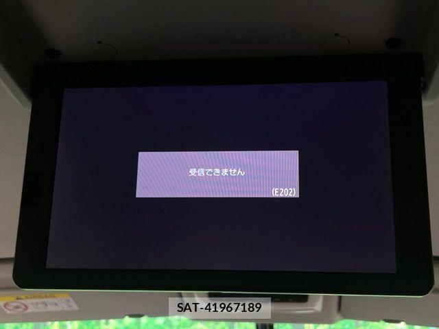 Nissan SERENA 2017-03 7224851-4