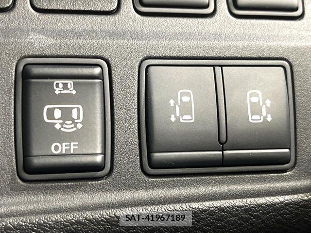 Nissan SERENA 2017-03 7224851-6