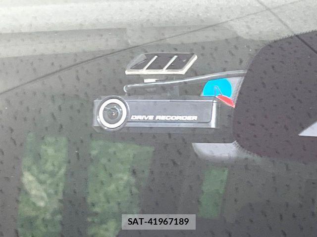 Nissan SERENA 2017-03 7224851-7