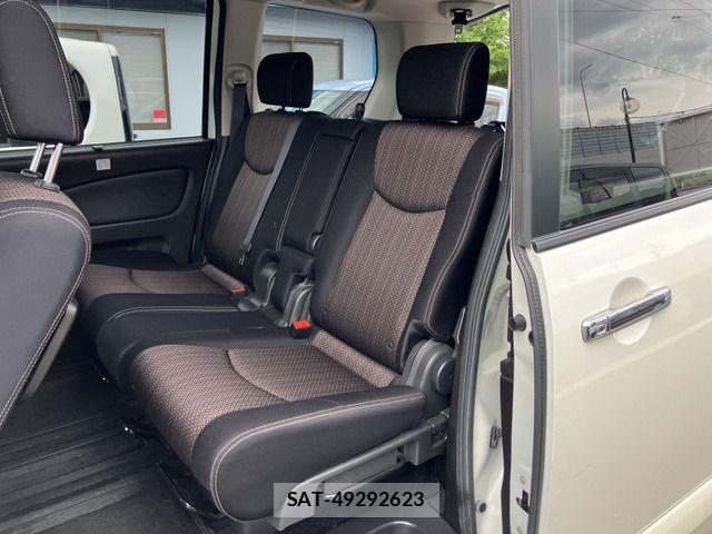 Nissan SERENA 2014-03 7224807-4