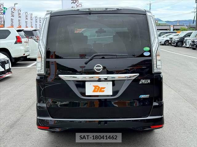 Nissan SERENA 2015-09 7224826-13