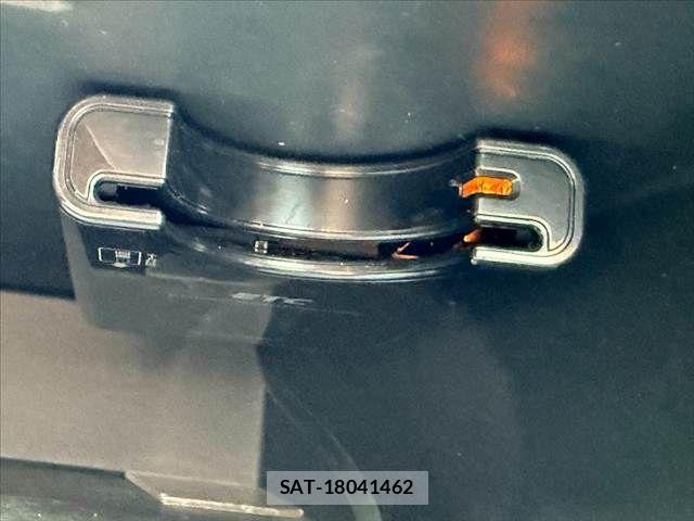 Nissan SERENA 2015-09 7224826-27