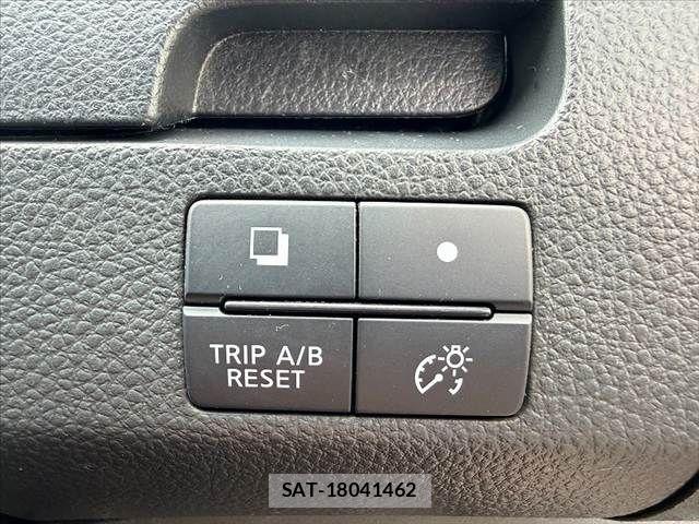 Nissan SERENA 2015-09 7224826-28