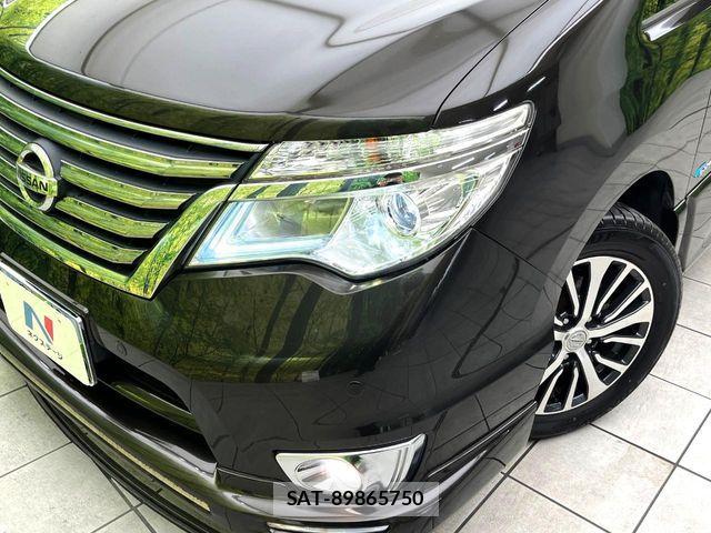 Nissan SERENA 2014-12 7217295-9