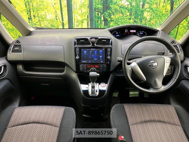 Nissan SERENA 2014-12 7217295-1