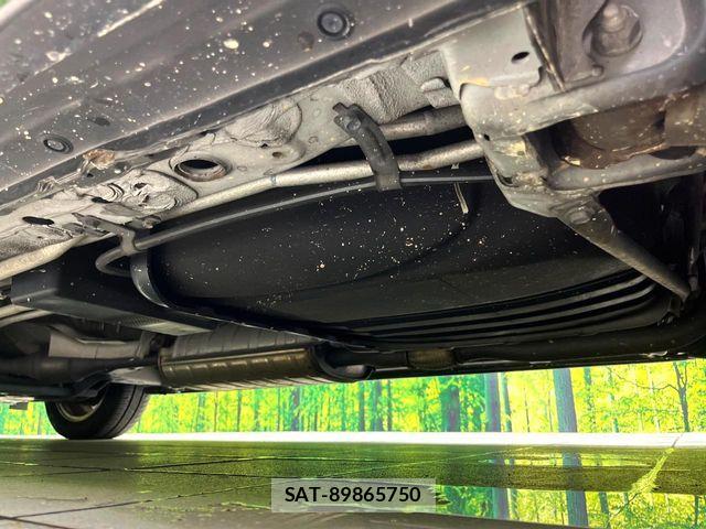Nissan SERENA 2014-12 7217295-19
