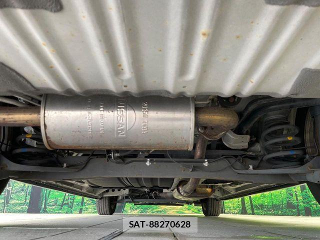 Nissan SERENA 2014-02 7224804-19
