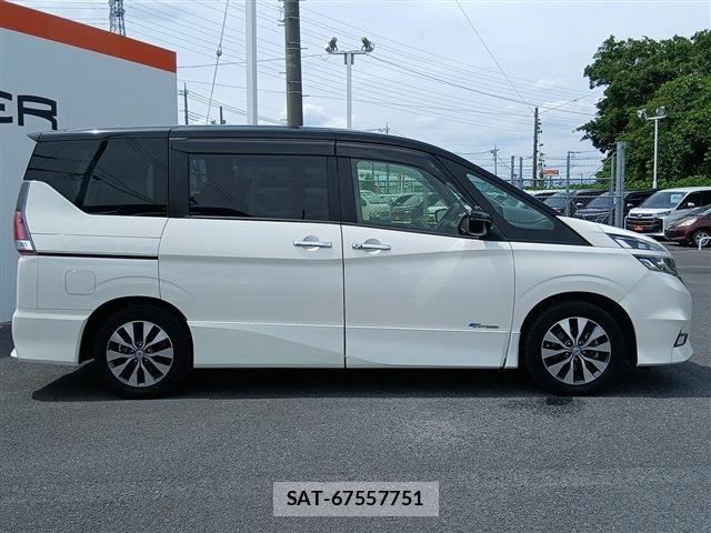 Nissan SERENA 2016-09 7224846-8