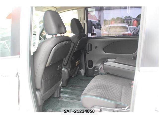 Nissan SERENA 2017-03 7224854-28