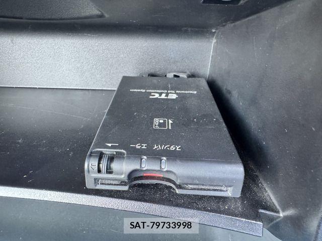 Nissan SERENA 2015-05 7224812-7