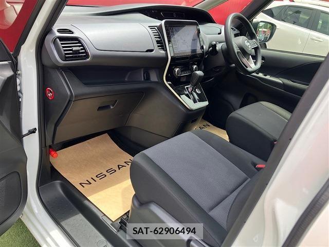 Nissan SERENA 2019-09 7224897-12