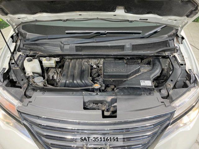 Nissan SERENA 2014-02 7224805-18
