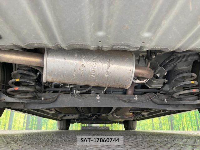 Nissan SERENA 2018-06 7224877-18
