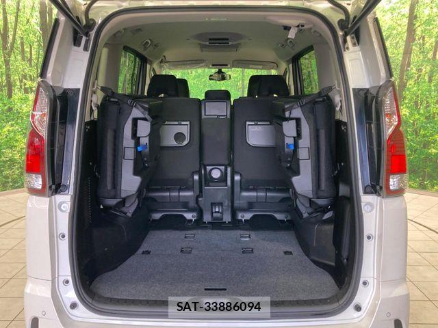 Nissan SERENA 2018-09 7224883-10