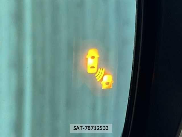 Nissan SERENA 2021-07 7224913-10