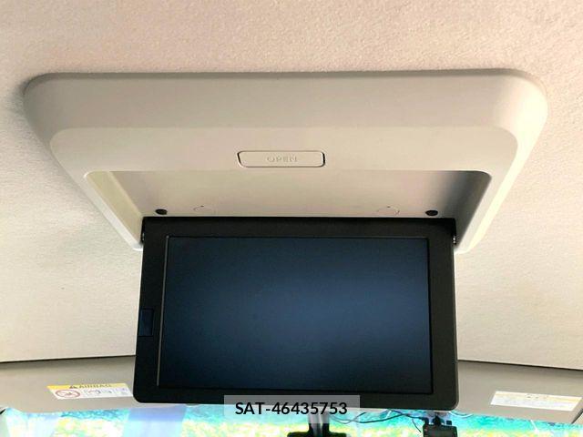 Nissan SERENA 2016-02 7224828-5