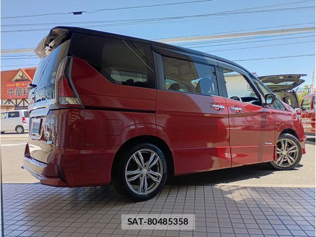 Nissan SERENA 2017-07 7224869-2