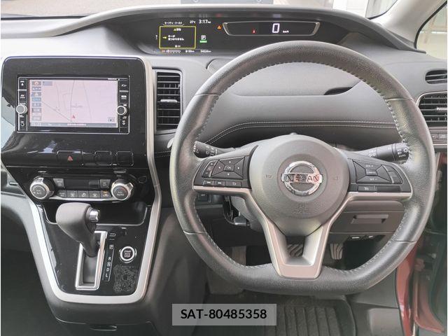 Nissan SERENA 2017-07 7224869-8
