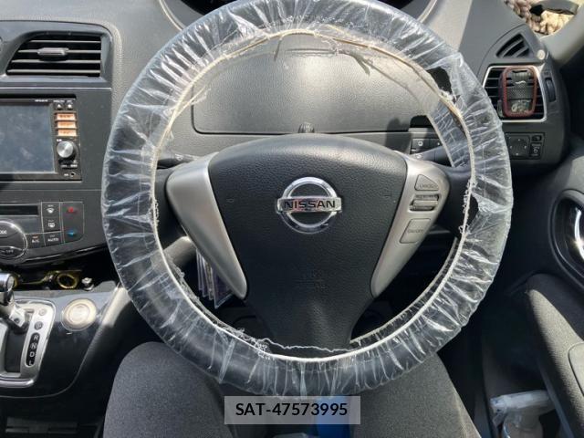 Nissan SERENA 2013-09 7224798-18