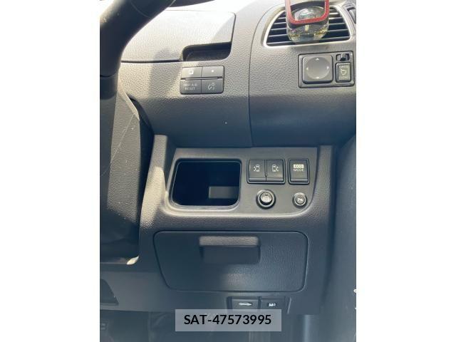 Nissan SERENA 2013-09 7224798-20
