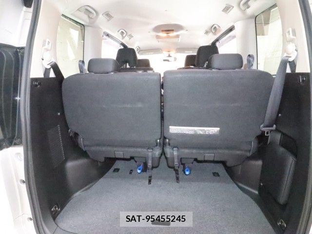 Nissan SERENA 2018-05 7224879-12