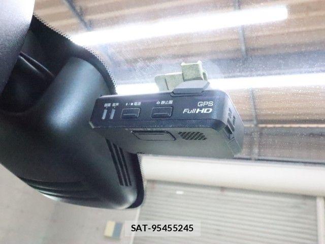 Nissan SERENA 2018-05 7224879-16
