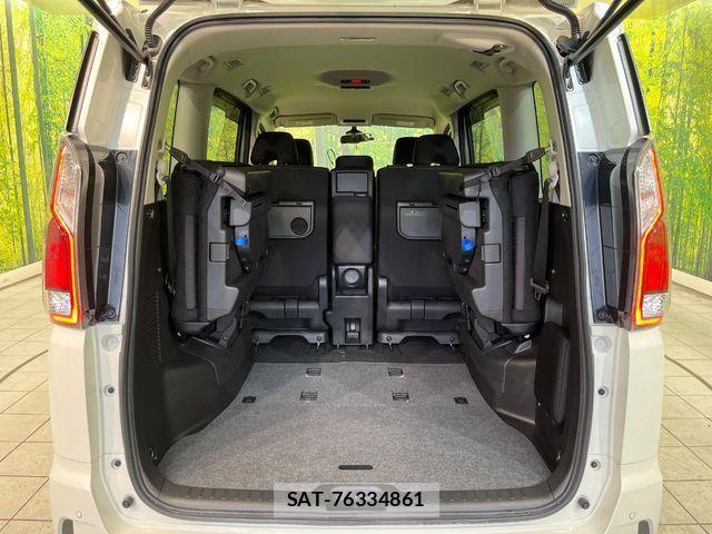 Nissan SERENA 2017-05 7224856-11